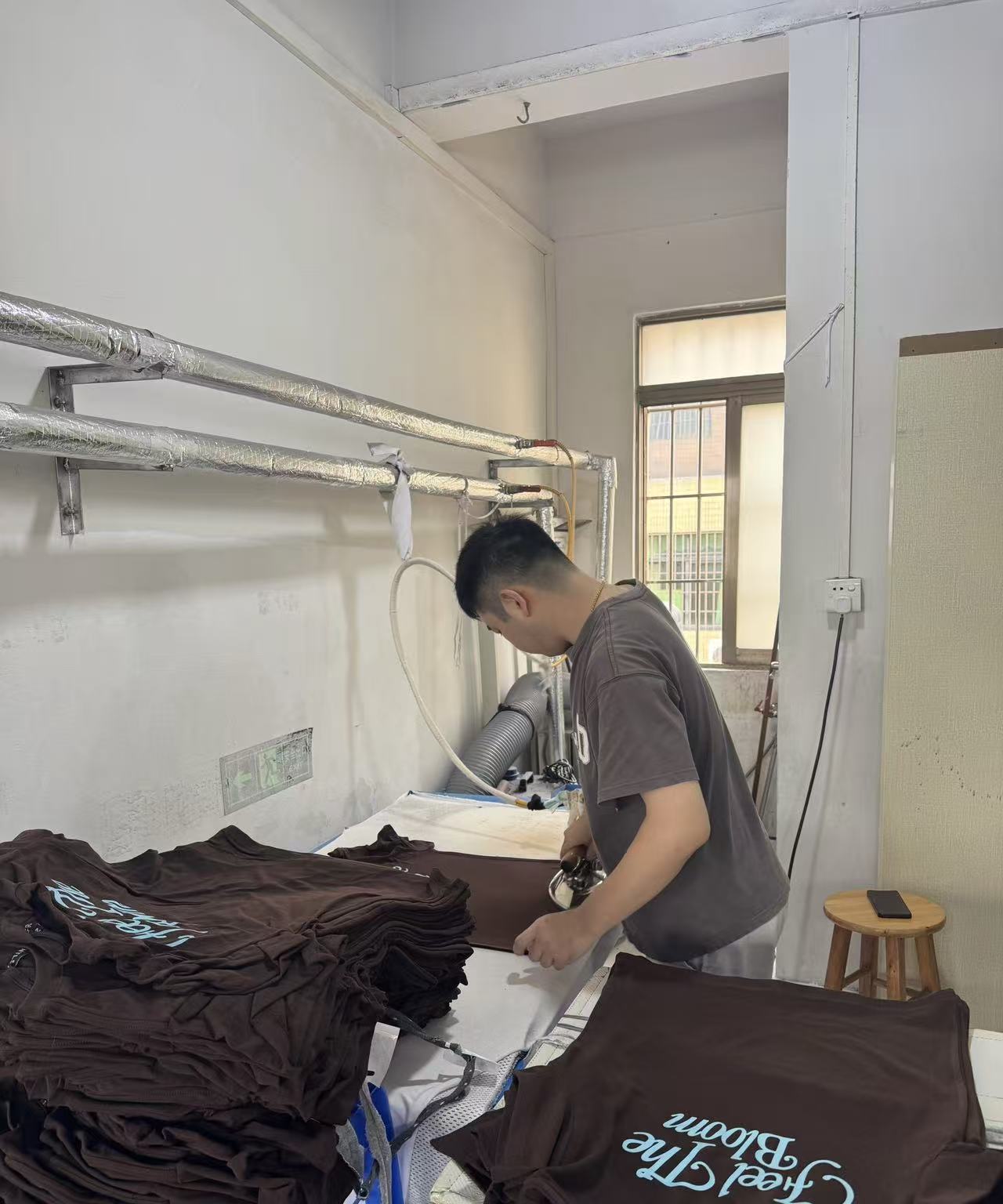 Garment pressing & finishing - Youyi Knitwear factory
